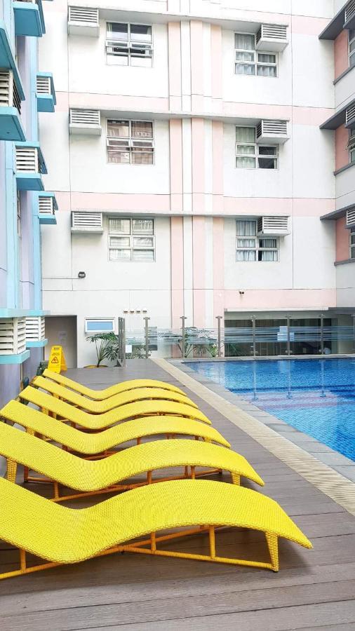 101 Newport Blvd C2 4F By Rechelle Nunag Pasay Exterior photo